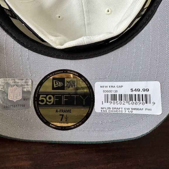 New Era Philadelphia Eagles 2025 Draft 59FIFTY A-Frame Fitted Hat - Picture 5 of 6
